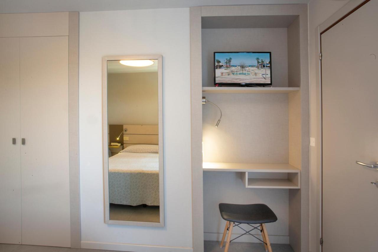 Hotel Norma Misano Adriatico Kültér fotó