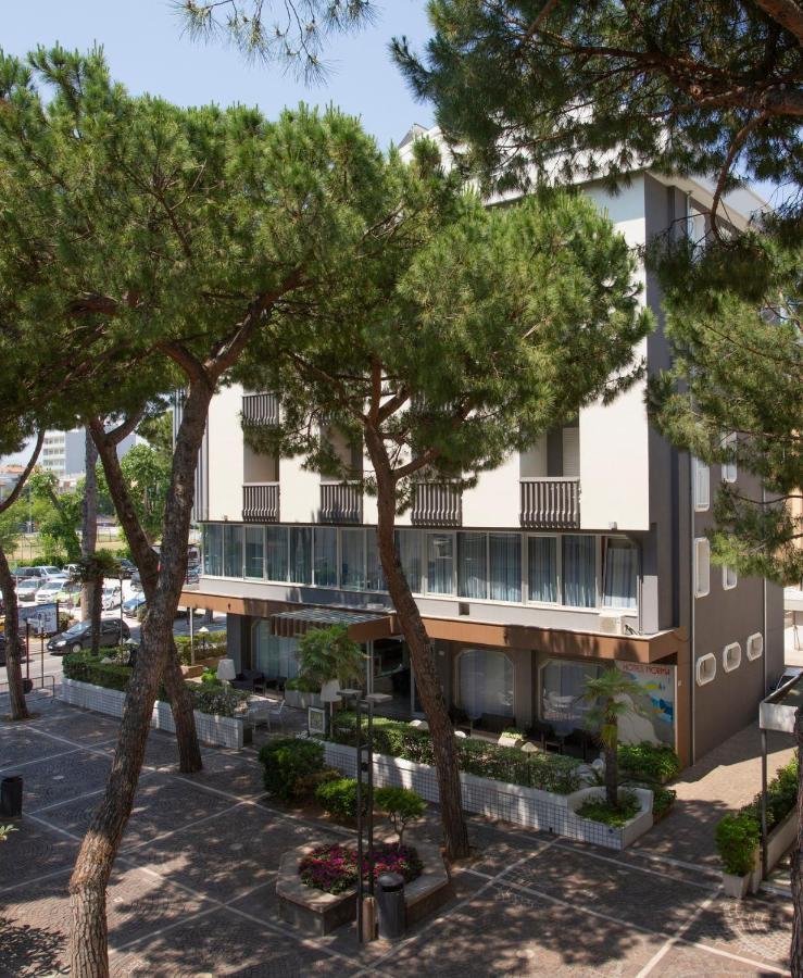 Hotel Norma Misano Adriatico Kültér fotó