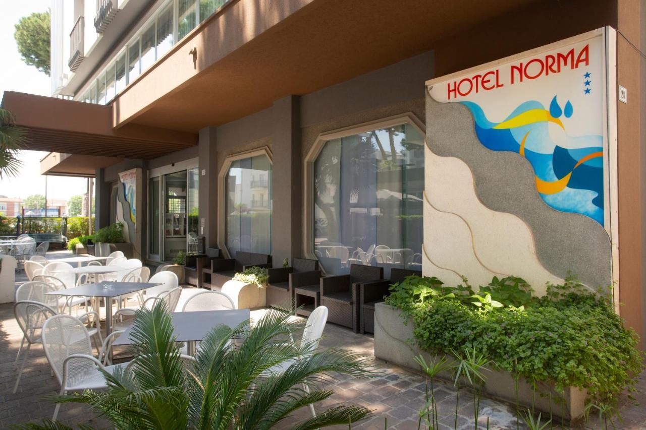 Hotel Norma Misano Adriatico Kültér fotó