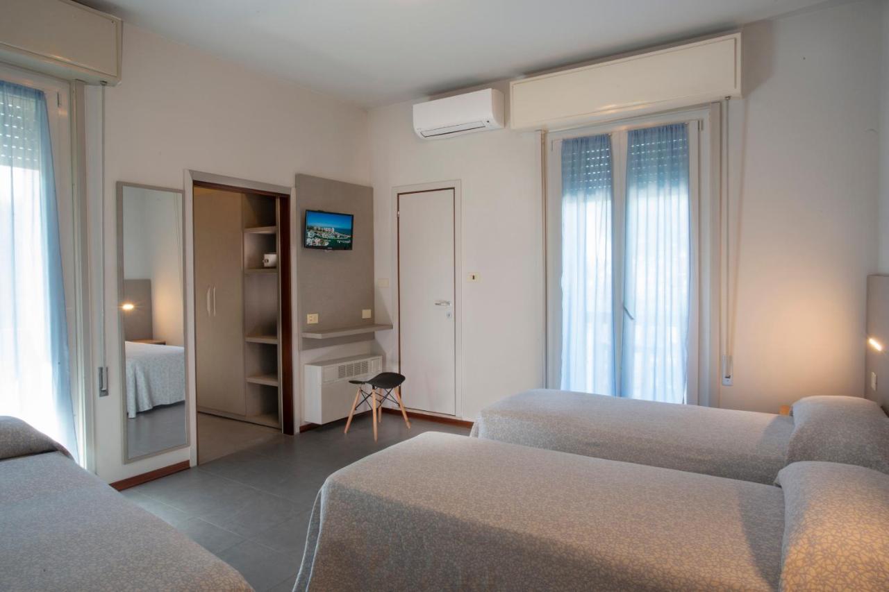 Hotel Norma Misano Adriatico Kültér fotó