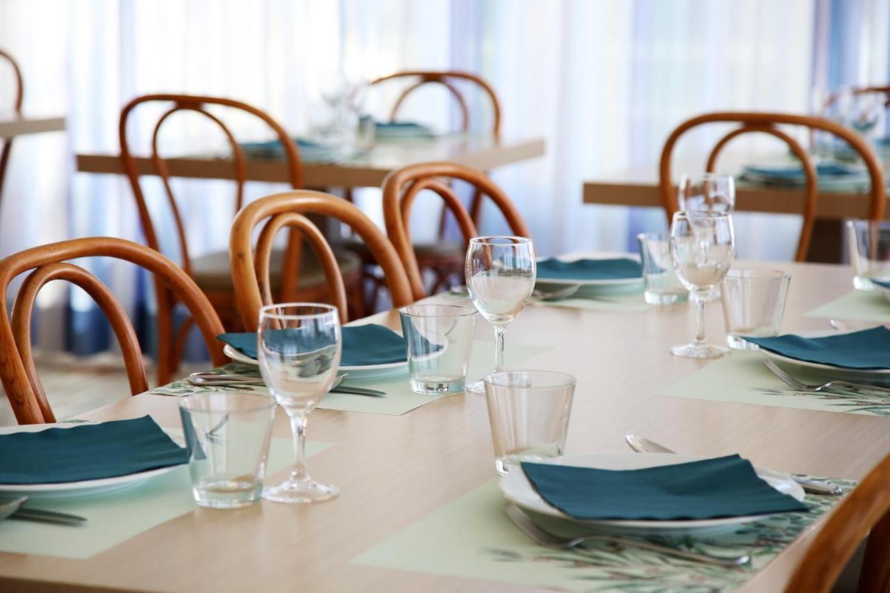 Hotel Norma Misano Adriatico Kültér fotó