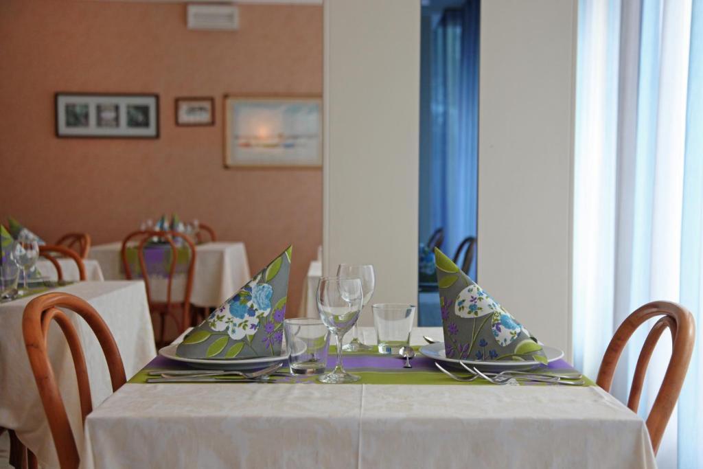 Hotel Norma Misano Adriatico Kültér fotó
